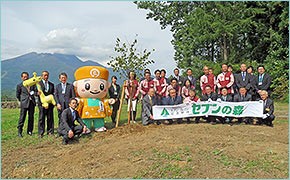 2017年9月27日（水）「長野セブンの森」整備・保全協定の締結式と記念植樹を実施