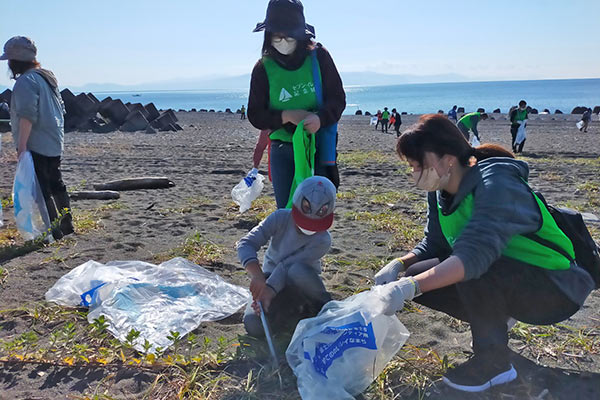 2022年10月29日（土）富士山保全活動「富士市前田地先　ふじのくに田子の浦みなと公園の海岸」清掃活動
