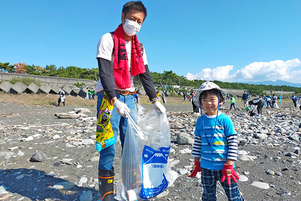2022年10月29日（土）富士山保全活動「富士市前田地先　ふじのくに田子の浦みなと公園の海岸」清掃活動
